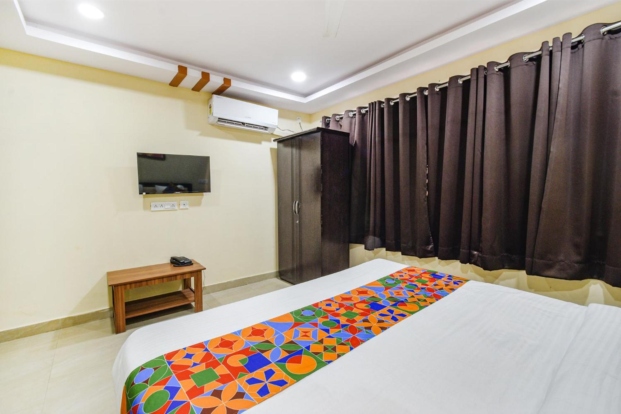 Fabhotel N Residency, Hitech City - 350M From Yashoda Hospital, Hitech City ไฮเดอราบัด ภายนอก รูปภาพ