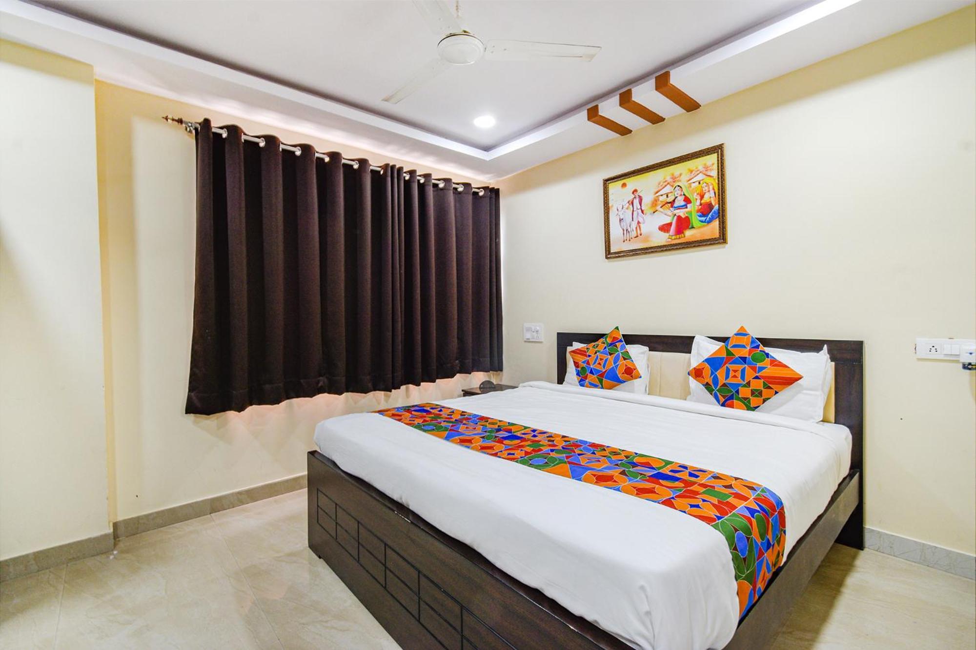 Fabhotel N Residency, Hitech City - 350M From Yashoda Hospital, Hitech City ไฮเดอราบัด ภายนอก รูปภาพ