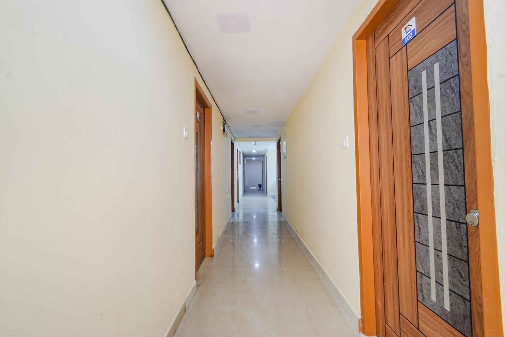 Fabhotel N Residency, Hitech City - 350M From Yashoda Hospital, Hitech City ไฮเดอราบัด ภายนอก รูปภาพ