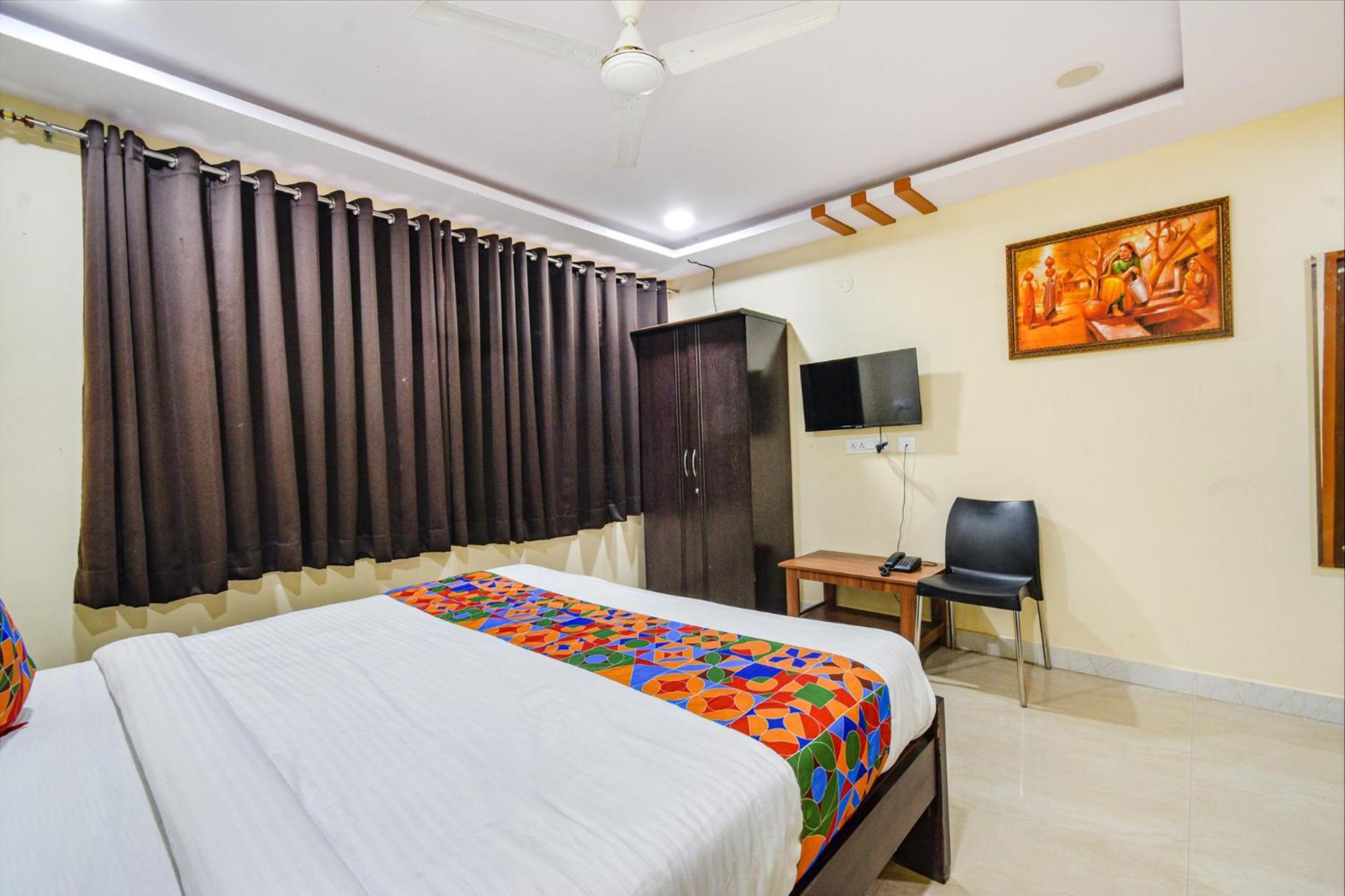 Fabhotel N Residency, Hitech City - 350M From Yashoda Hospital, Hitech City ไฮเดอราบัด ภายนอก รูปภาพ